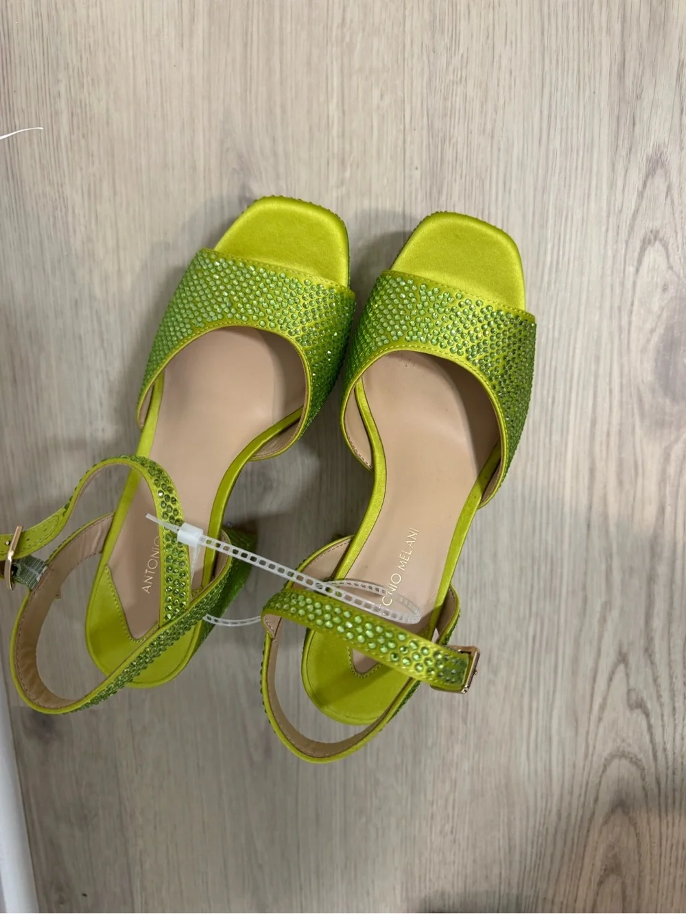 Antonio Melani Lime Green Rhinestone Platform Block Heel Sandals Size 6